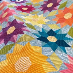 Patchwork M�nster - Dancing Dahlias quilt