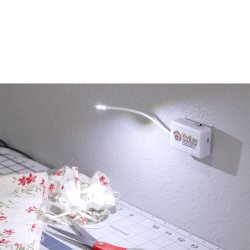 VIVILUX - LED symaskinelampe - Med gribeb�nd